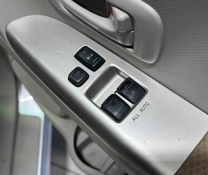 Минивэн Toyota Porte 2004 года, 497000 рублей, Красноярск