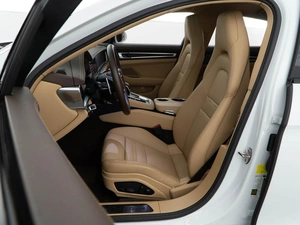 Лифтбек Porsche Panamera 4 2022 года, 12296900 рублей, Москва