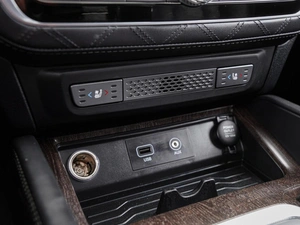 Внедорожник SsangYong Rexton 2019 года, 2999000 рублей, Волгоград