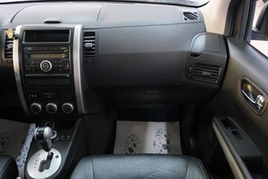 Внедорожник Nissan X-Trail 2011 года, 1459000 рублей, Омск