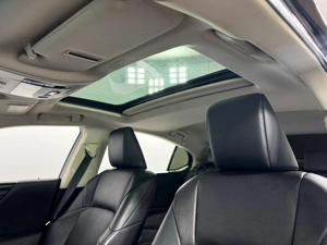 Седан Lexus ES 2018 года, 3463100 рублей, Казань