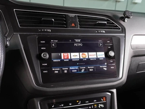 Внедорожник Volkswagen Tiguan 2021 года, 3299000 рублей, Воронеж