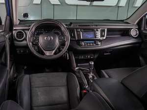 Внедорожник Toyota RAV4 2016 года, 2249000 рублей, Воронеж