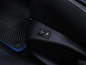 Хетчбэк Peugeot 208 2013 года, 710000 рублей, Красноярск