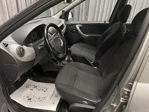 Седан Renault Logan 2011 года, 510000 рублей, Красноярск