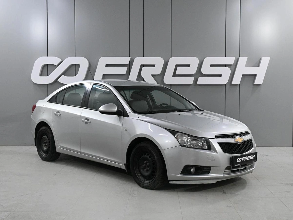 Седан Chevrolet Cruze 2011 года, 629000 рублей, Аксай