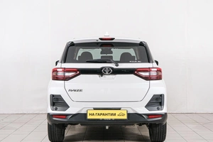 Внедорожник Toyota Raize 2022 года, 1839000 рублей, Красноярск