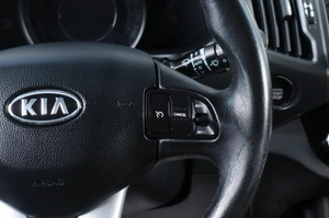 Внедорожник Kia Sportage 2011 года, 1369000 рублей, Челябинск