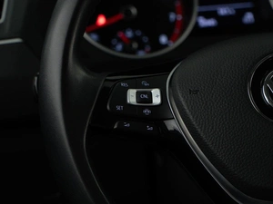 Внедорожник Volkswagen Tiguan 2019 года, 2632444 рублей, Москва