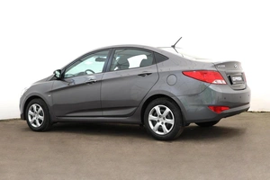 Седан Hyundai Solaris 2015 года, 1420000 рублей, Орёл