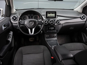 Хетчбэк Mercedes-benz B-класс 2013 года, 910000 рублей, Краснодар