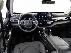 Внедорожник Toyota Highlander 2025 года, 6177055 рублей, Москва