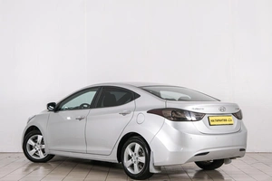 Седан Hyundai Avante 2011 года, 949000 рублей, Красноярск