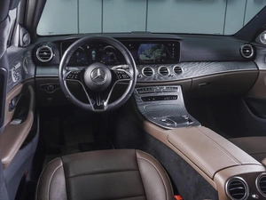Седан Mercedes-benz E-класс 2022 года, 5990000 рублей, Ростов-на-Дону
