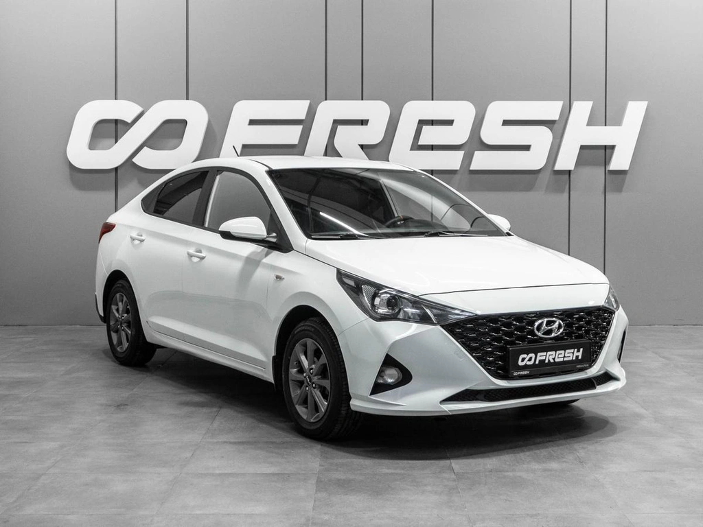 Седан Hyundai Solaris 2021 года, 1599000 рублей, Тюмень