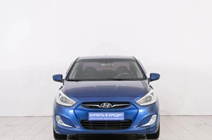 Седан Hyundai Solaris 2013 года, 899000 рублей, Красноярск
