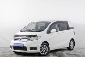 Минивэн Honda Freed 2010 года, 969000 рублей, Кемерово