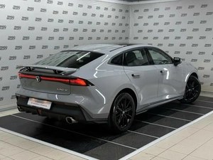 Лифтбек Changan UNI-V 2024 года, 2440000 рублей, Красноярск