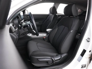 Седан Kia Optima 2019 года, 1678077 рублей, Москва