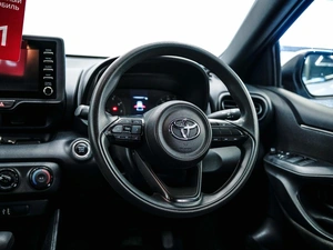 Хетчбэк Toyota Yaris 2021 года, 1150000 рублей, Красноярск