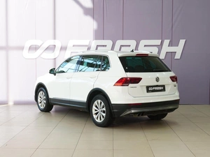 Внедорожник Volkswagen Tiguan 2017 года, 2079000 рублей, Тверь