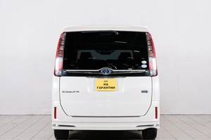 Минивэн Toyota Esquire 2014 года, 1849000 рублей, Красноярск
