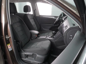 Внедорожник Volkswagen Tiguan 2018 года, 2599000 рублей, Воронеж