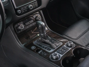 Внедорожник Volkswagen Touareg 2016 года, 3319000 рублей, Сургут