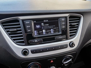 Седан Hyundai Solaris 2018 года, 1320000 рублей, Краснодар