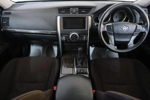 Седан Toyota Mark X 2015 года, 2099000 рублей, Омск