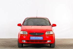 Седан Chevrolet Aveo 2004 года, 399000 рублей, Тюмень