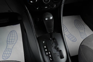 Седан Hyundai Solaris 2012 года, 819000 рублей, Тюмень