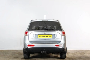 Внедорожник Mitsubishi Outlander 2012 года, 1409000 рублей, Тюмень