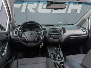 Седан Kia Cerato 2019 года, 1649000 рублей, Сургут