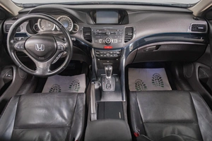 Седан Honda Accord 2011 года, 1689000 рублей, Томск