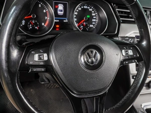 Седан Volkswagen Passat 2018 года, 1699000 рублей, Воронеж