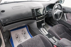 Седан Toyota Allion 2002 года, 749000 рублей, Красноярск