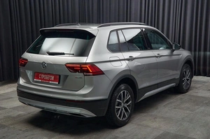 Внедорожник Volkswagen Tiguan 2019 года, 2797000 рублей, Красноярск