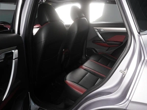 Внедорожник Geely Coolray 2022 года, 1880000 рублей, Красный Пахарь