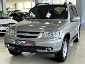Внедорожник Chevrolet Niva 2010 года, 647000 рублей, Солонцы