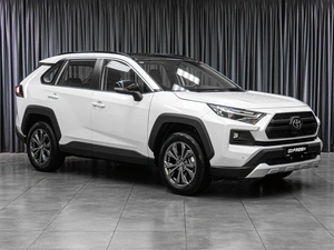 Внедорожник Toyota RAV4 2025 года, 4219000 рублей, Тюмень