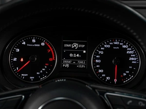 Хетчбэк Audi A3 2016 года, 1599000 рублей, Тюмень