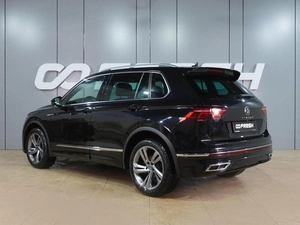 Внедорожник Volkswagen Tiguan 2021 года, 3299000 рублей, Воронеж