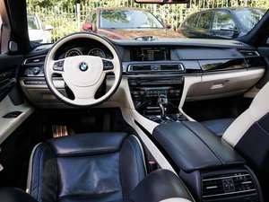Седан BMW 7 серия 2010 года, 2080000 рублей, Большой Сочи