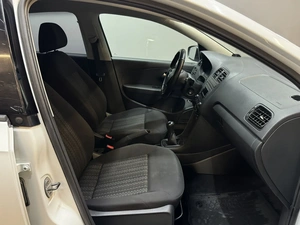 Седан Volkswagen Polo 2019 года, 967000 рублей, Красноярск