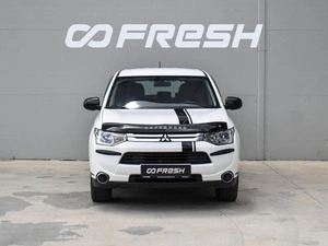 Внедорожник Mitsubishi Outlander 2014 года, 1550000 рублей, Краснодар