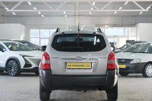 Внедорожник Hyundai Tucson 2005 года, 799000 рублей, Омск