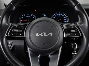 Седан Kia Cerato 2021 года, 2250000 рублей, Тюмень