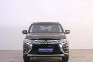 Внедорожник Mitsubishi Outlander 2017 года, 1999000 рублей, Омск