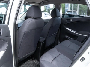 Седан Hyundai Solaris 2013 года, 960000 рублей, Волгоград